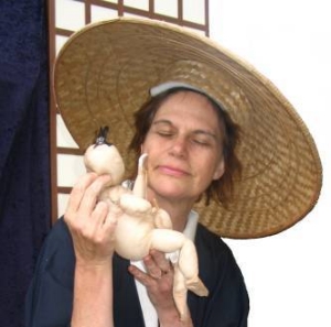 Momotaro meets Obasan